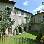 Piano Nobile Al Roseto Del Drago Villa