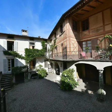Piano Nobile Al Roseto Del Drago * San Bernardo (Sondrio)