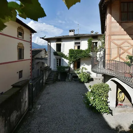 Vila Piano Nobile Al Roseto Del Drago